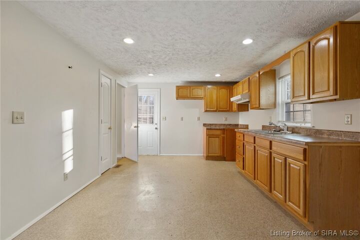 Property Photo: 4575 Tee Road NE IN 47112