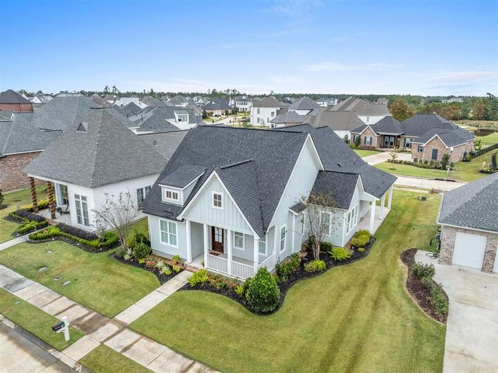 Property Photo: 6539 White Oleander Circle LA 70605