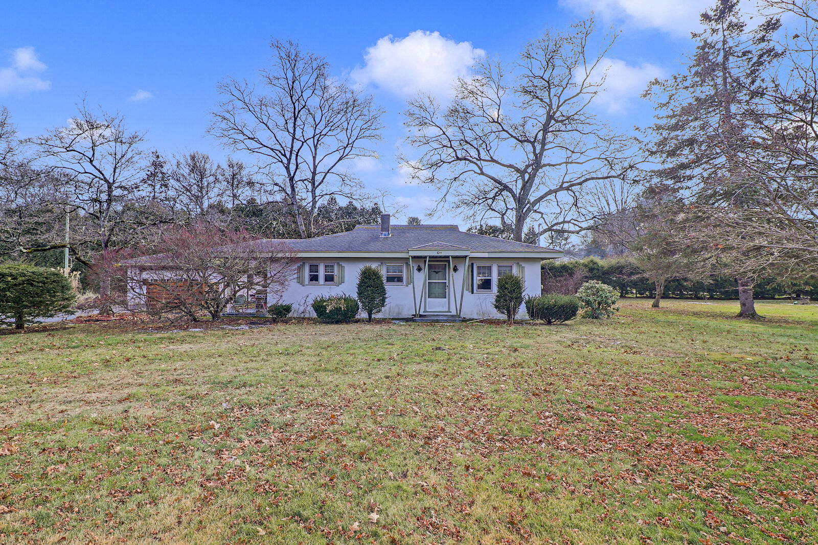 Property Photo: 60 Frost Street CT 06489