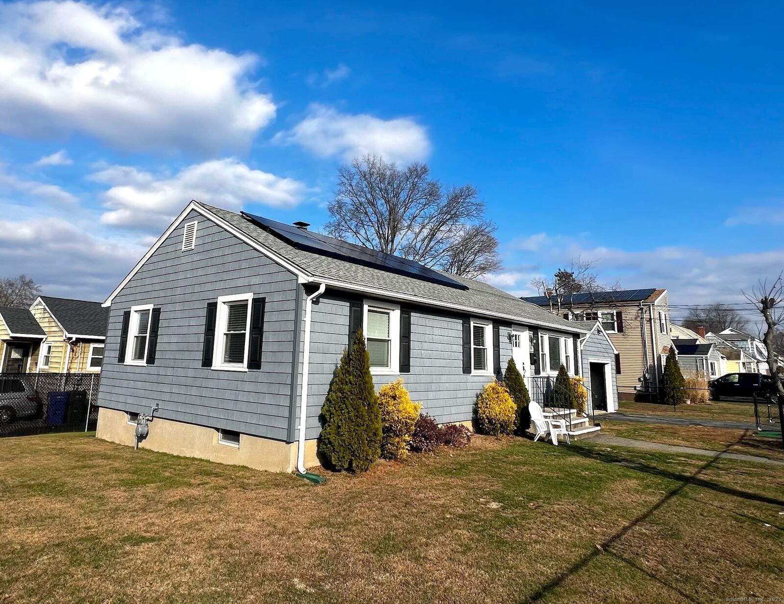 Property Photo: 20 Glenfield Avenue CT 06614