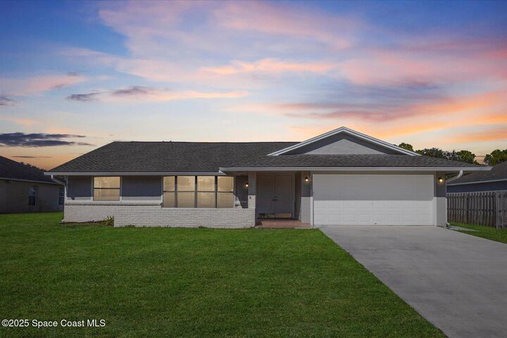 Property Photo: 2671 SW Union Terrace FL 34953