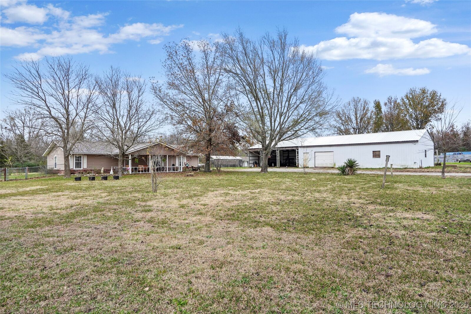 Property Photo:  16007 N 137th  OK 74021 