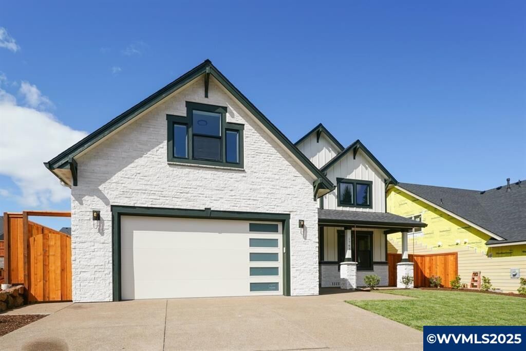 Property Photo:  1763 York Butte Av SE  OR 97306 