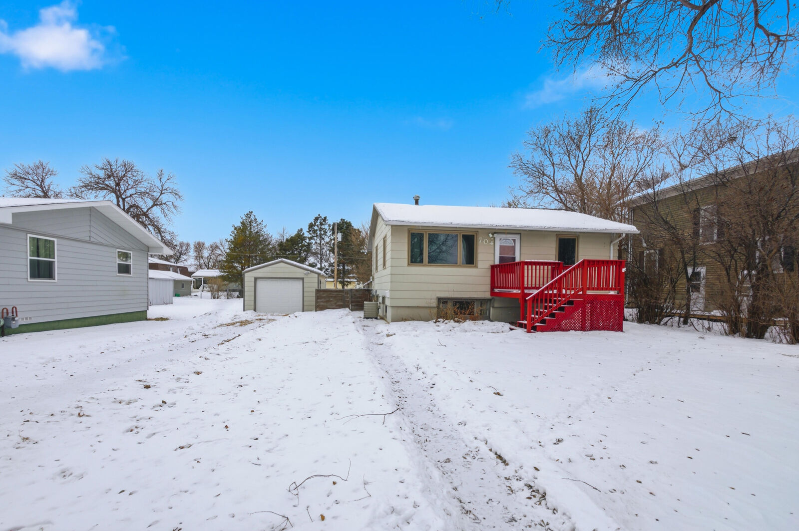 Property Photo:  704 S Harrison St  SD 57401 