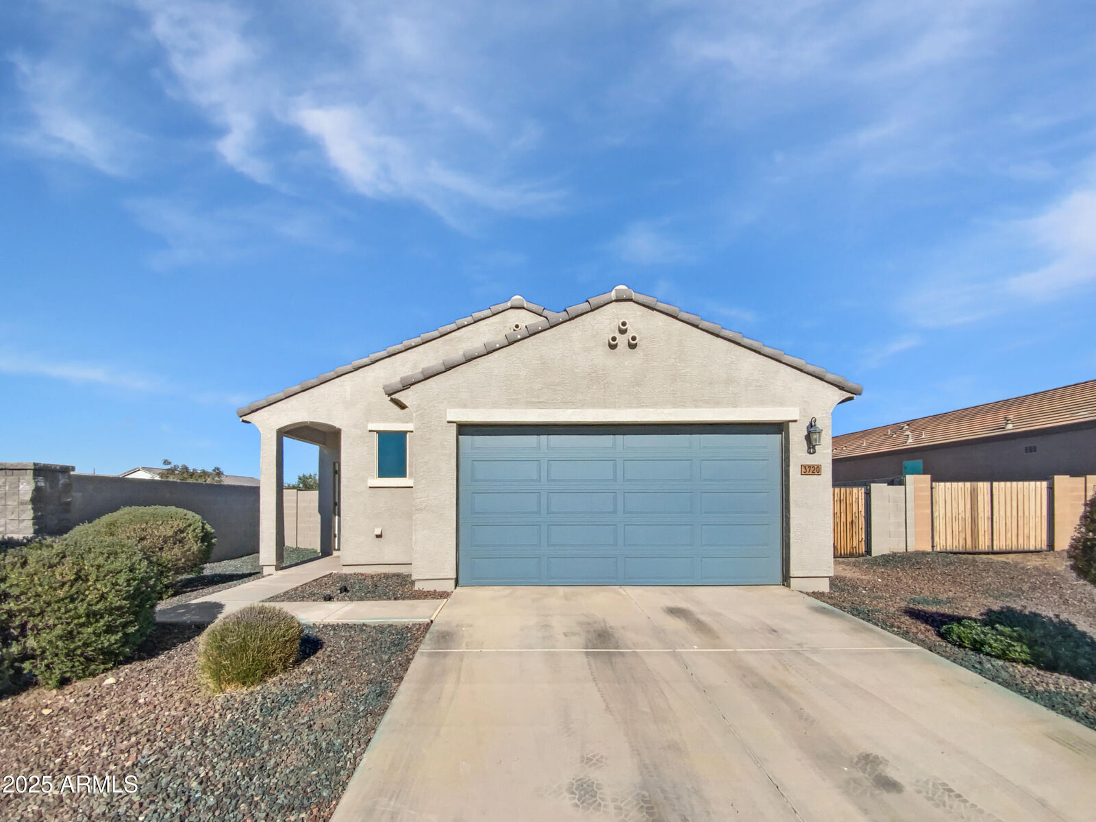 Property Photo:  3720 E Henson Street  AZ 85140 