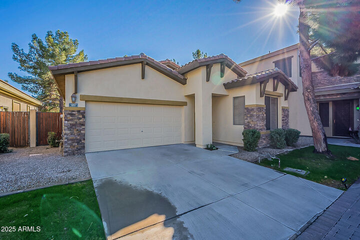 Property Photo: 1857 W Periwinkle Way AZ 85248