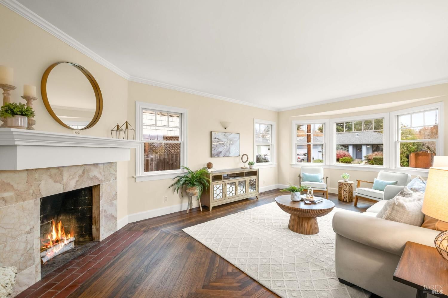 Property Photo:  605 Baker Street  CA 94952 