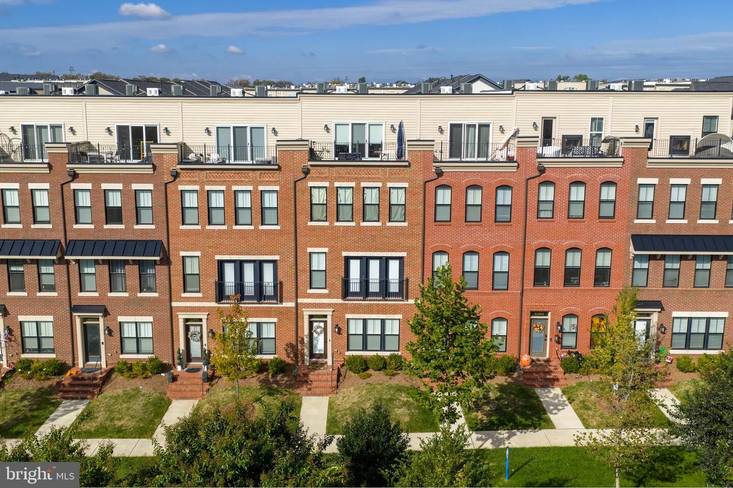 Property Photo: 22966 Cabral Terrace VA 20148