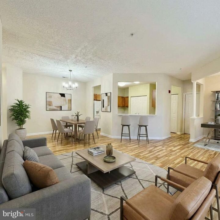 Property Photo: 2412 Chestnut Terrace Court 104 MD 21113