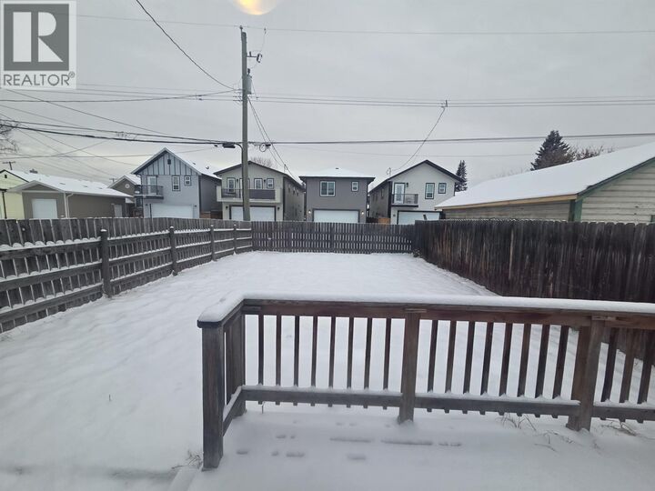 Property Photo: 1651 8th Avenue BC V2L 3R4