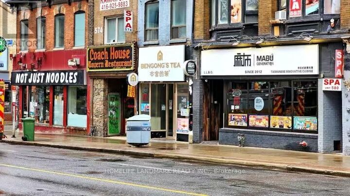 Property Photo:  17 Dundonald Street 607  ON M4Y 1K3 