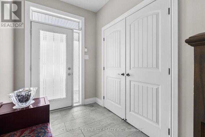 Property Photo:  779 Fiddlehead Street  ON K1T 0N1 