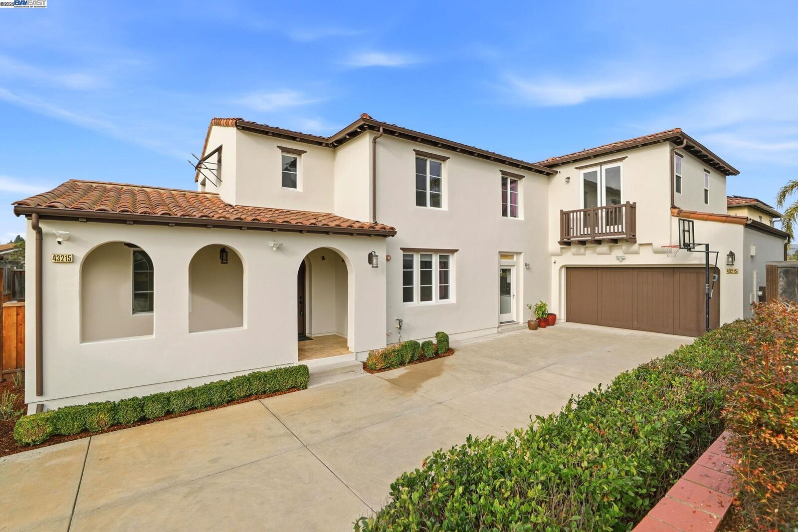 Property Photo:  43215 Palm Pl  CA 94539 