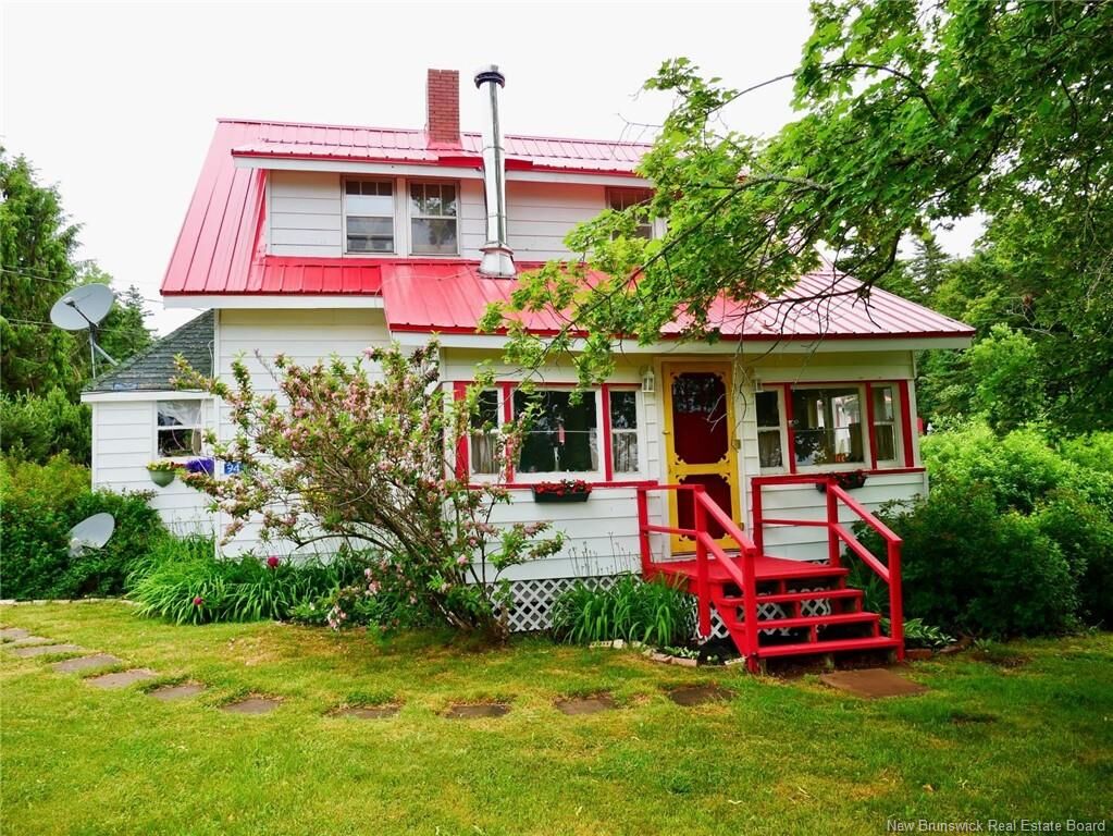 Property Photo: 939- 941 Rte 772 NB E5V 1P1
