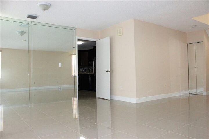Property Photo: 11759 SW 1 St FL 33071