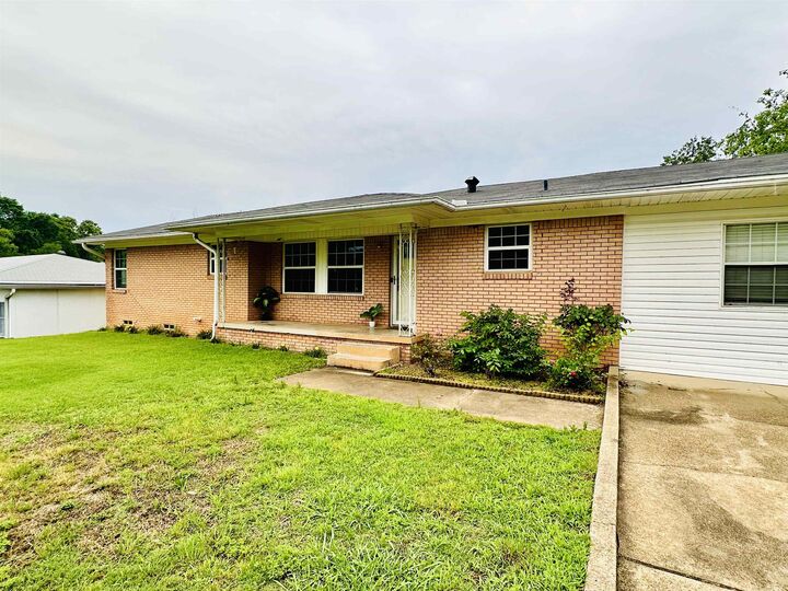 Property Photo:  912 Success  TX 75644 