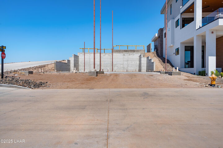 Property Photo: 2436 The Rdgs Way AZ 86406