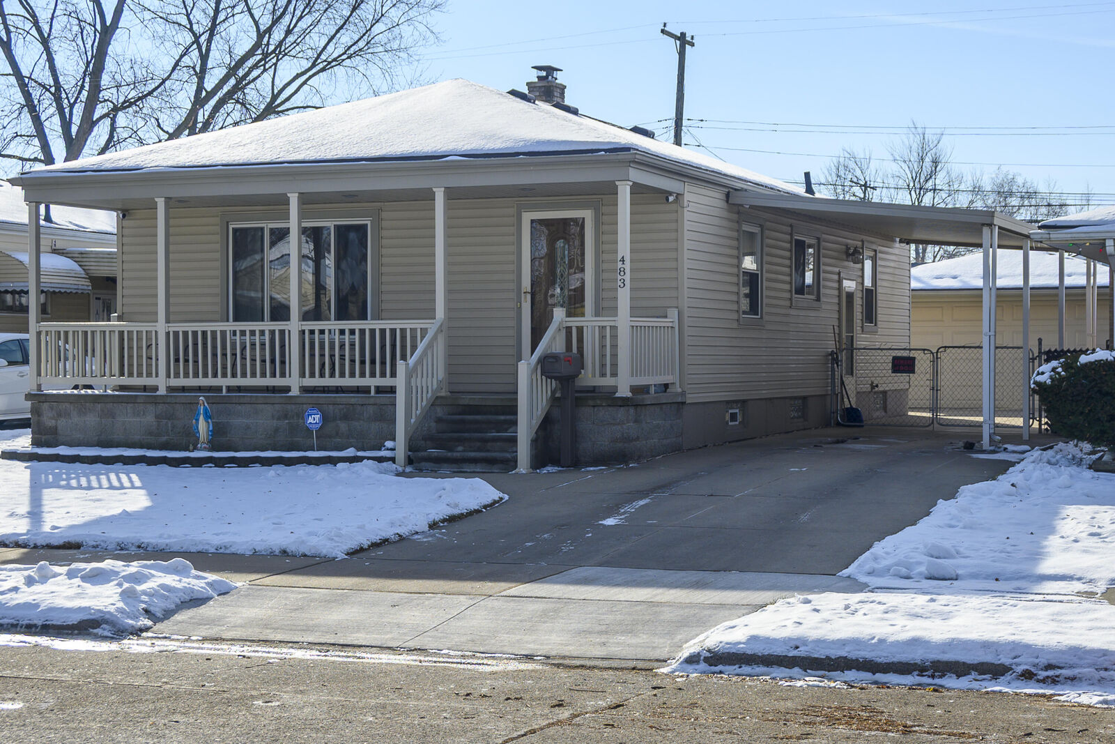 Property Photo: 483 Park Avenue MI 48146