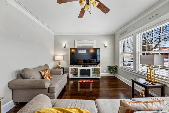 Property Photo: 1412 S 14th Avenue IL 60153