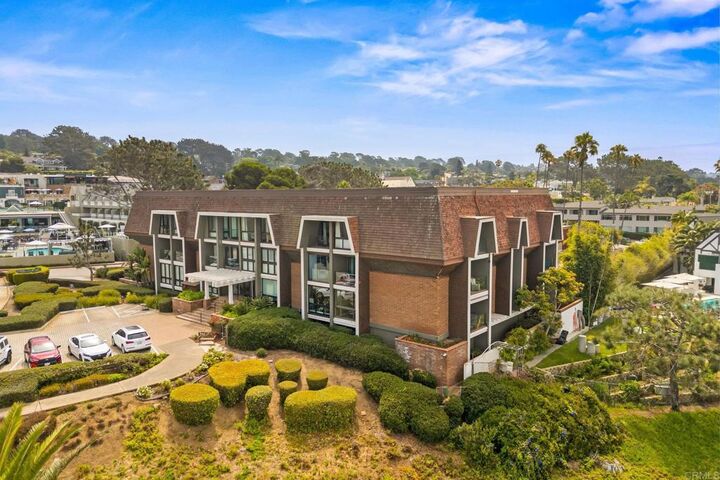 Property Photo: 1552 Camino Del Mar 401 CA 92014