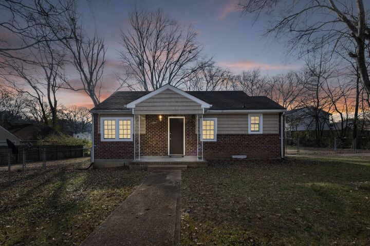 Property Photo:  2837 Brunswick Dr  TN 37207 