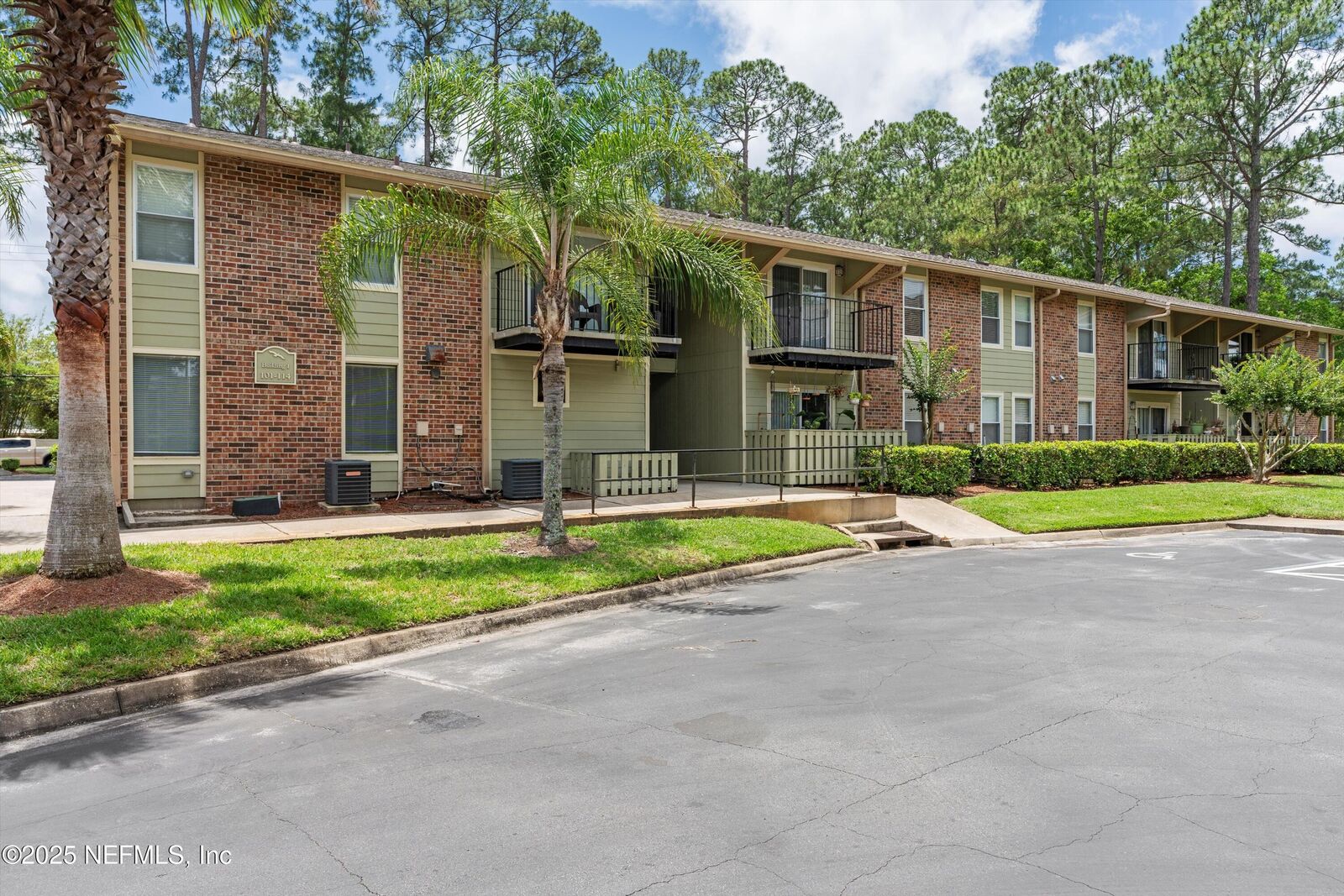 Property Photo: 3737 Loretto Road 104 FL 32223