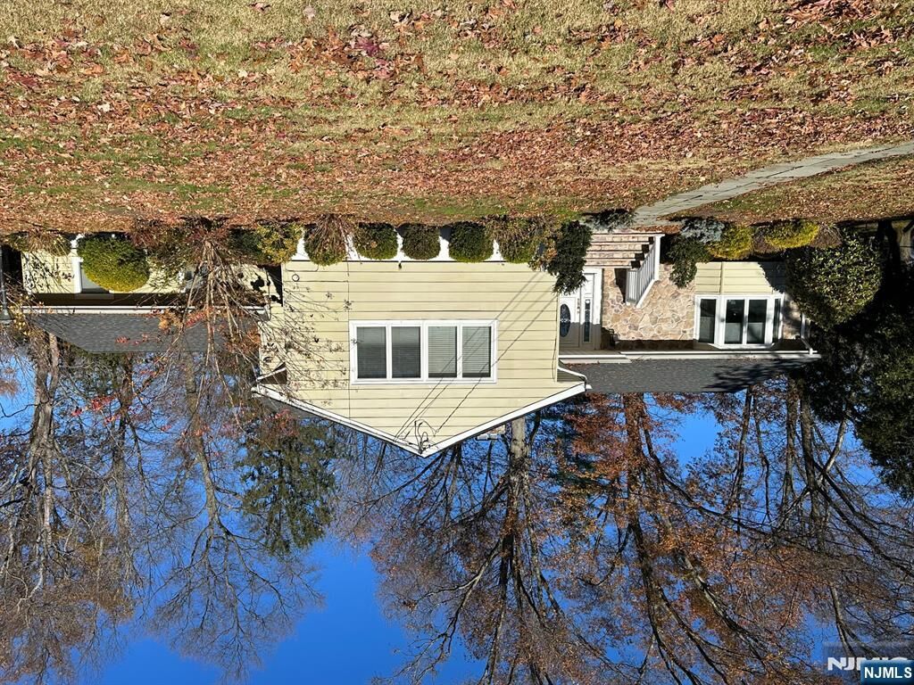 Property Photo:  33 Malcolm Court  NJ 07670 