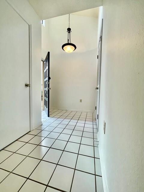 Property Photo: 56 N Court Villa Drive 56 LA 70471