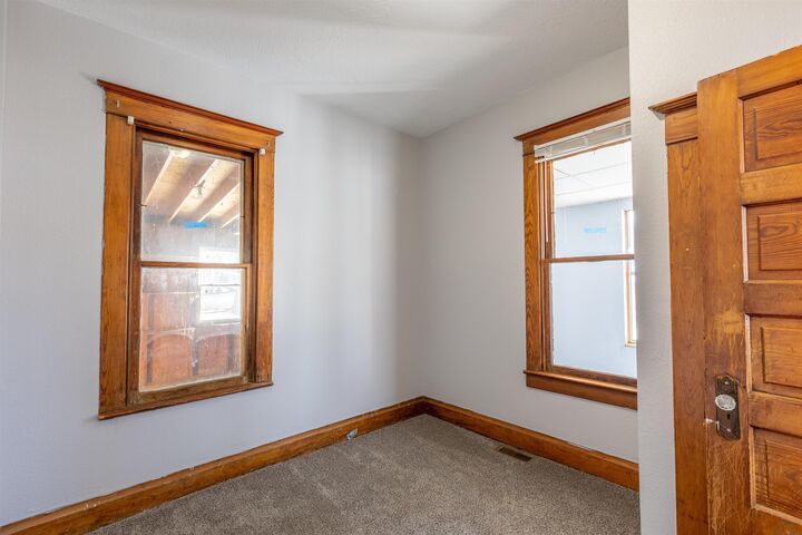 Property Photo: 301 E Bridge Street IA 51004
