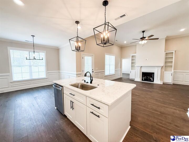 Property Photo:  926 Third Loop Rd  SC 29505 