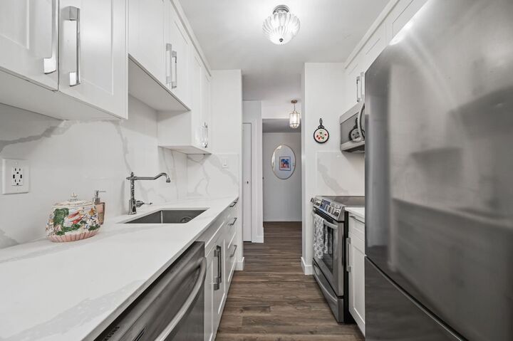 Property Photo:  315 Heritage Drive SE 102  AB T2H 1N2 