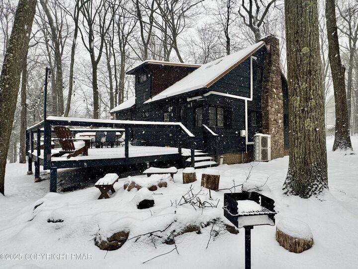 Property Photo: 24 Split Rock Road PA 18624