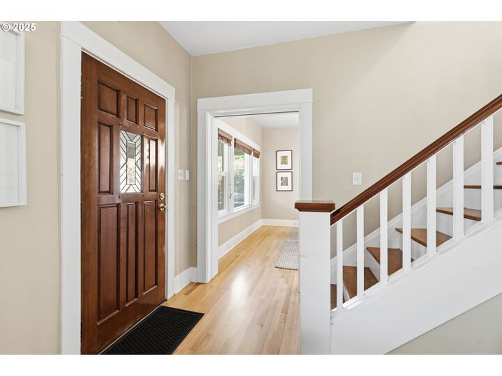 Property Photo: 3424 NE Hancock St OR 97212