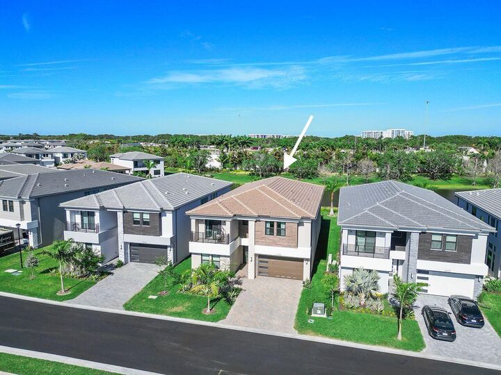 Property Photo:  20296 Somerset Hills Drive  FL 33434 