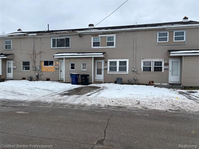 Property Photo: 2119 Emerson Street MI 48186