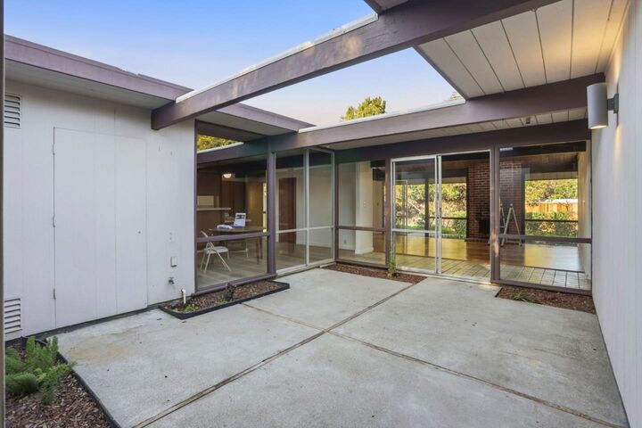 Property Photo:  827 Cumberland Drive  CA 94087 