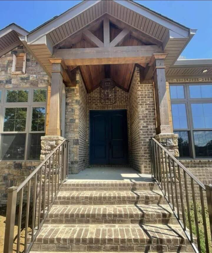 Property Photo:  1333 13th St SE  AL 35055 
