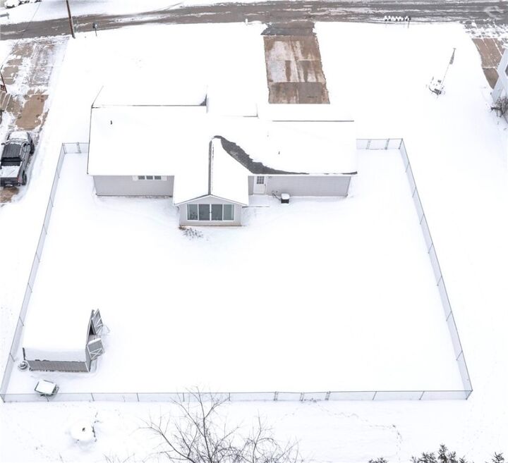 Property Photo:  50 Prosperity St  PA 15063 