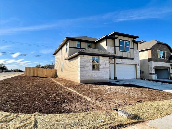 Property Photo:  601 Palo Brea Loop  TX 78634 