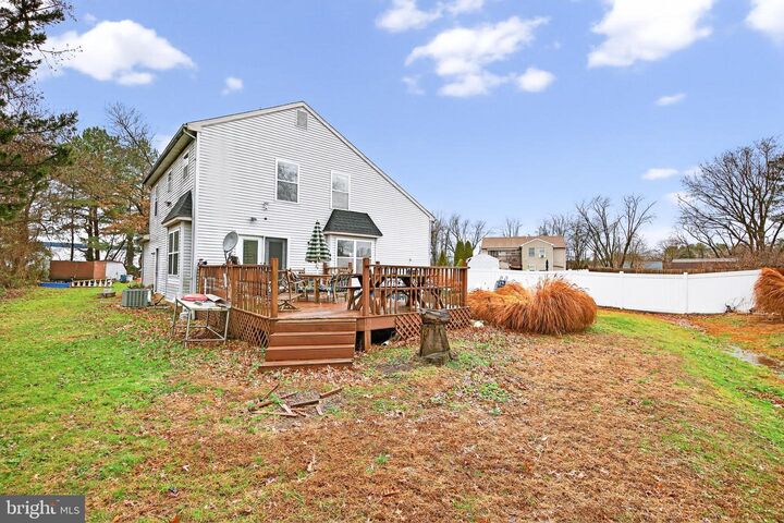 Property Photo:  6 Harmony Court  DE 19711 