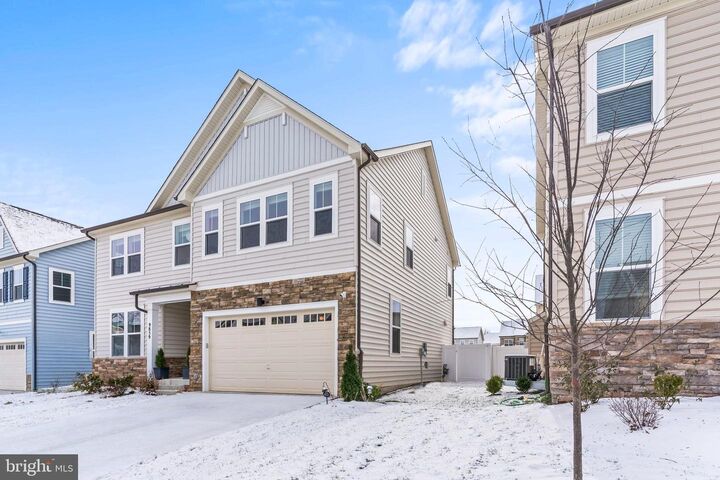 Property Photo: 9859 Selkie Lane MD 20601