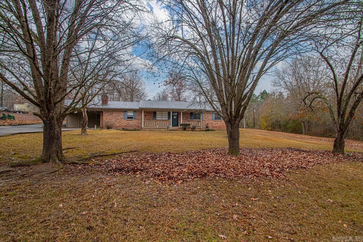 Property Photo: 8213 Russwood W Lane AR 72103