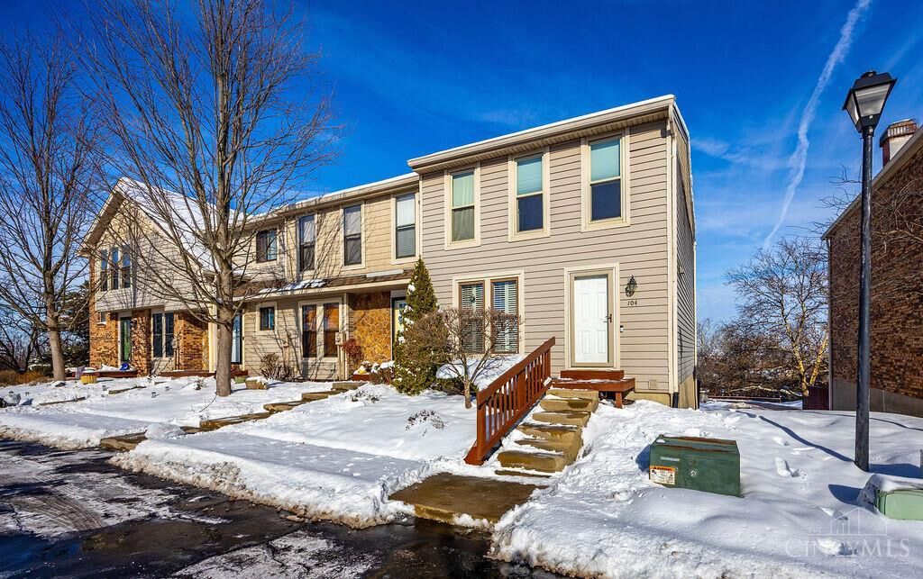 Property Photo:  104 Fox Hollow Court  OH 45014 
