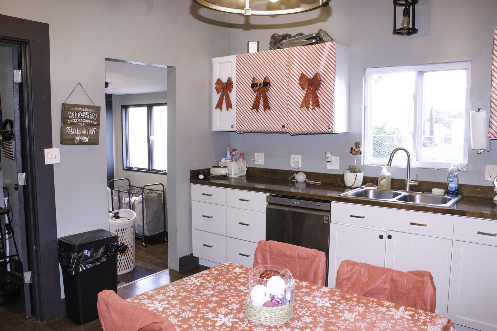 Property Photo:  523 E Paint Street  OH 43160 