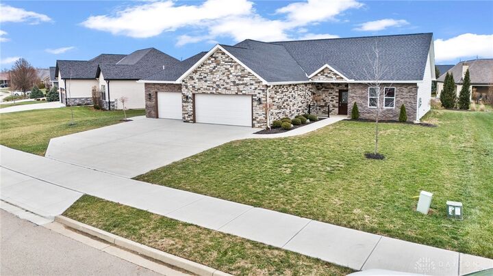 Property Photo:  1050 Rosenthal Drive  OH 45371 