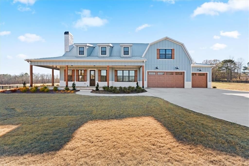 Property Photo:  1237 Morgan Road  GA 30110 