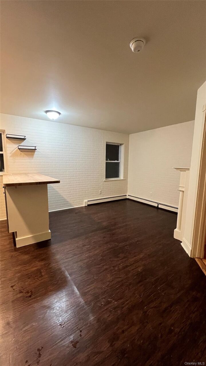 Property Photo:  27 E Main 3  NY 12508 