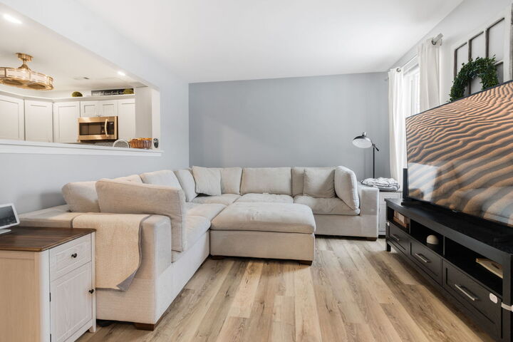 Property Photo:  986 Four Seasons Boulevard  IL 60504 