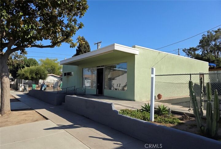 Property Photo:  501 S Victoria  CA 92879 