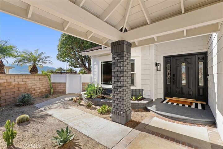 Property Photo:  24320 Via Arriba Linda  CA 92887 